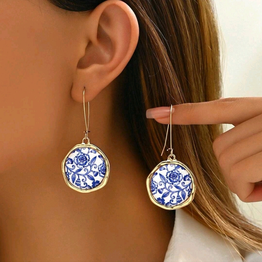 Blue & White Delft Floral Patterned Disc Boho Earrings On Long Gold Wires; NWOT